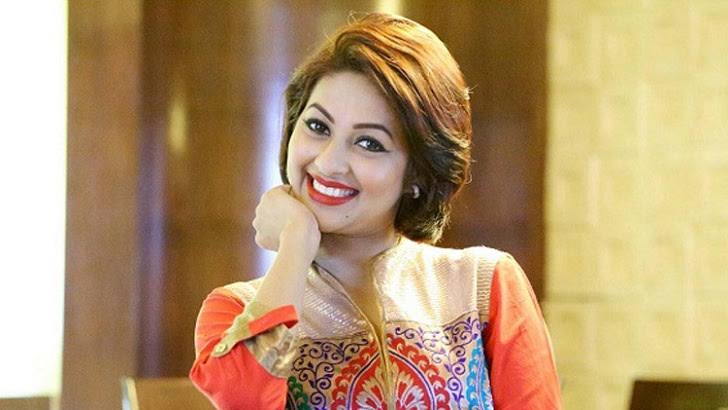 সিঙ্গেল লাইফে ভালো আছেন মোনালিসা